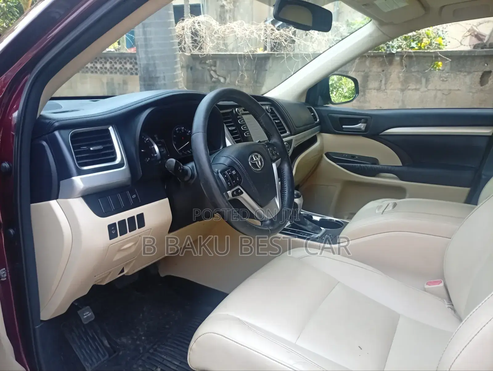 Toyota Highlander XLE 4x2 V6 (3.5L 6cyl 8A) 2018 Maroon