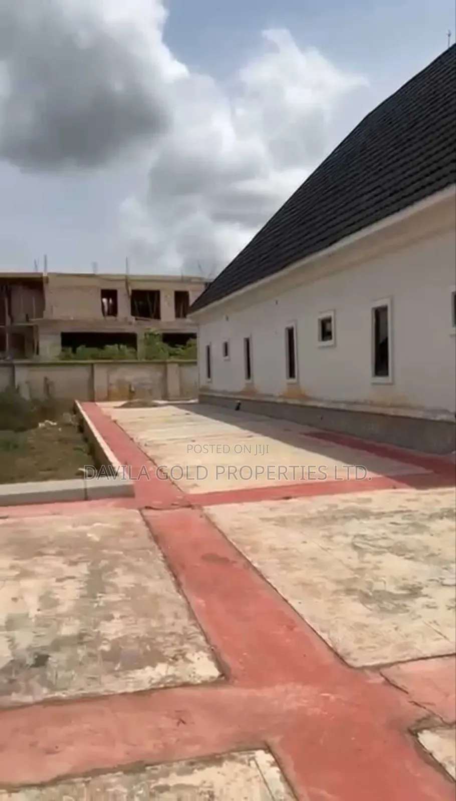 4bdrm Bungalow in Benin City for sale