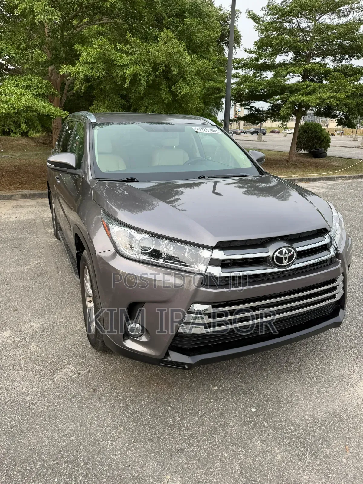 Toyota Highlander XLE 4dr SUV AWD (3.5L 6cyl 6A) 2015 Gray