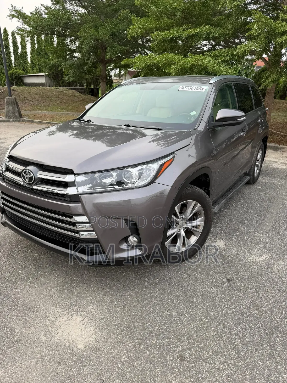 Toyota Highlander XLE 4dr SUV AWD (3.5L 6cyl 6A) 2015 Gray