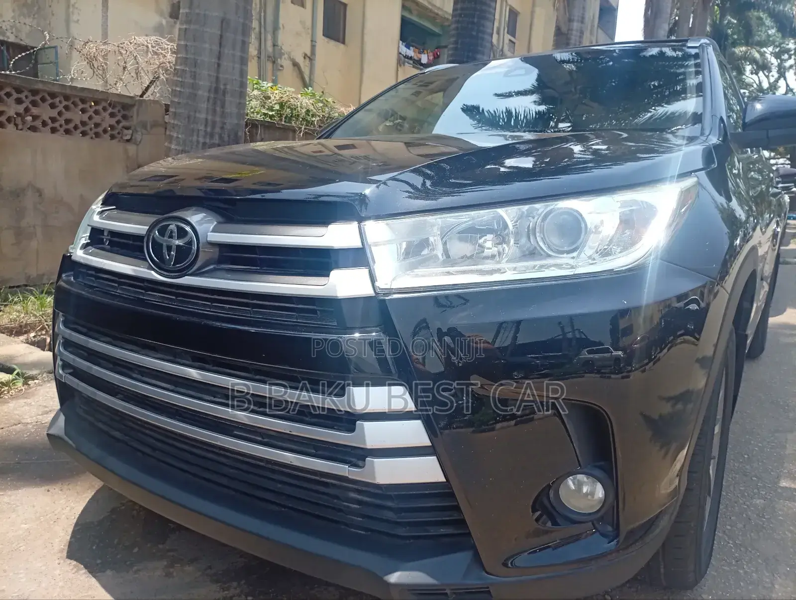 Toyota Highlander XLE 4x4 V6 (3.5L 6cyl 8A) 2018 Black