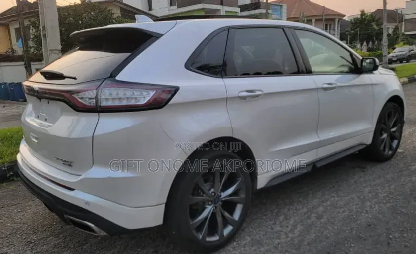 Ford Edge Sport 4dr AWD 2017 White