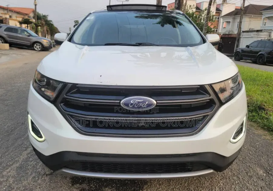 Ford Edge Sport 4dr AWD 2017 White