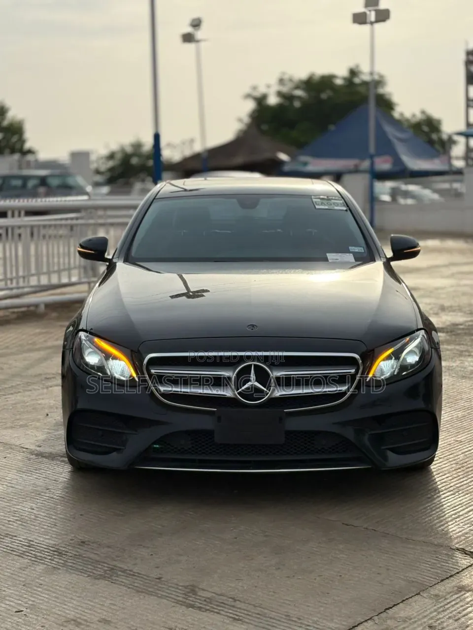 Mercedes-Benz E300 2017 Black