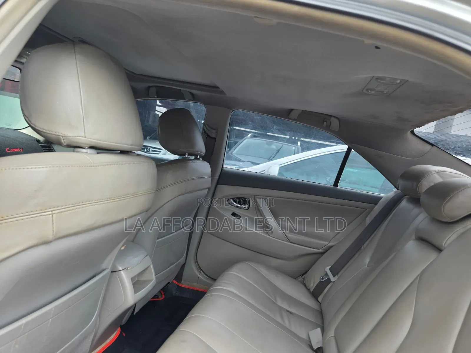 Toyota Camry 2011 Silver