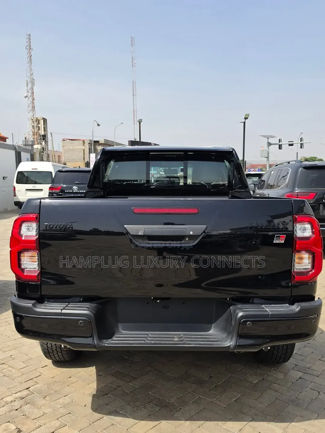 New Toyota Hilux 2025 Black