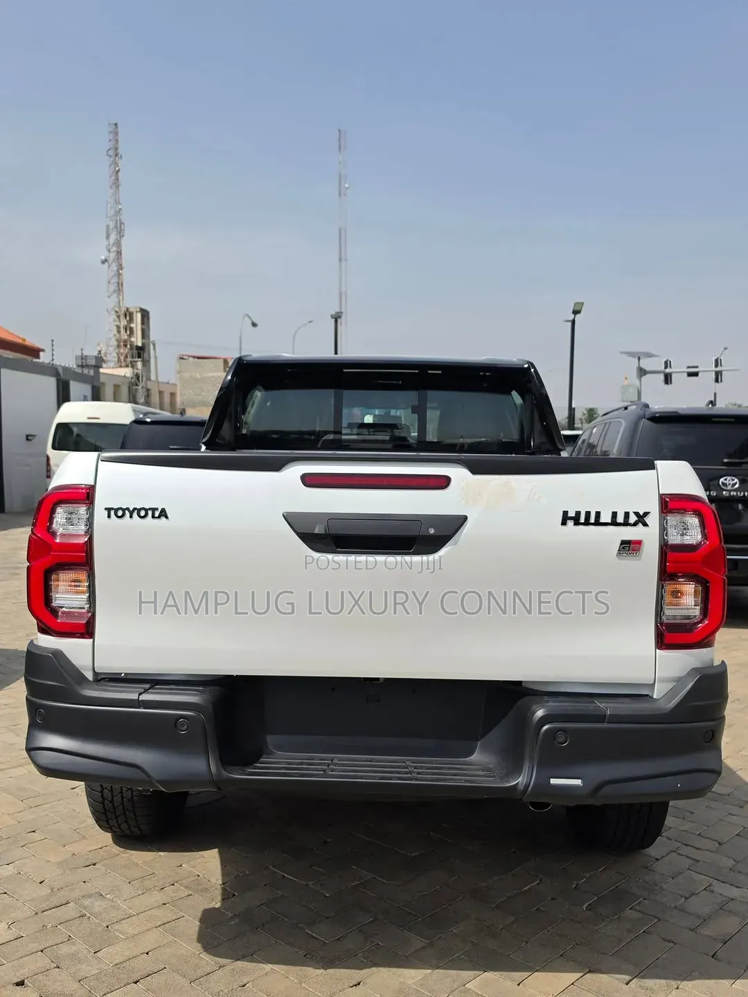 New Toyota Hilux 2025 White
