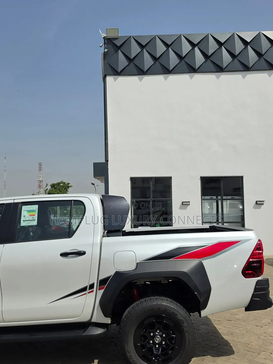 New Toyota Hilux 2025 White