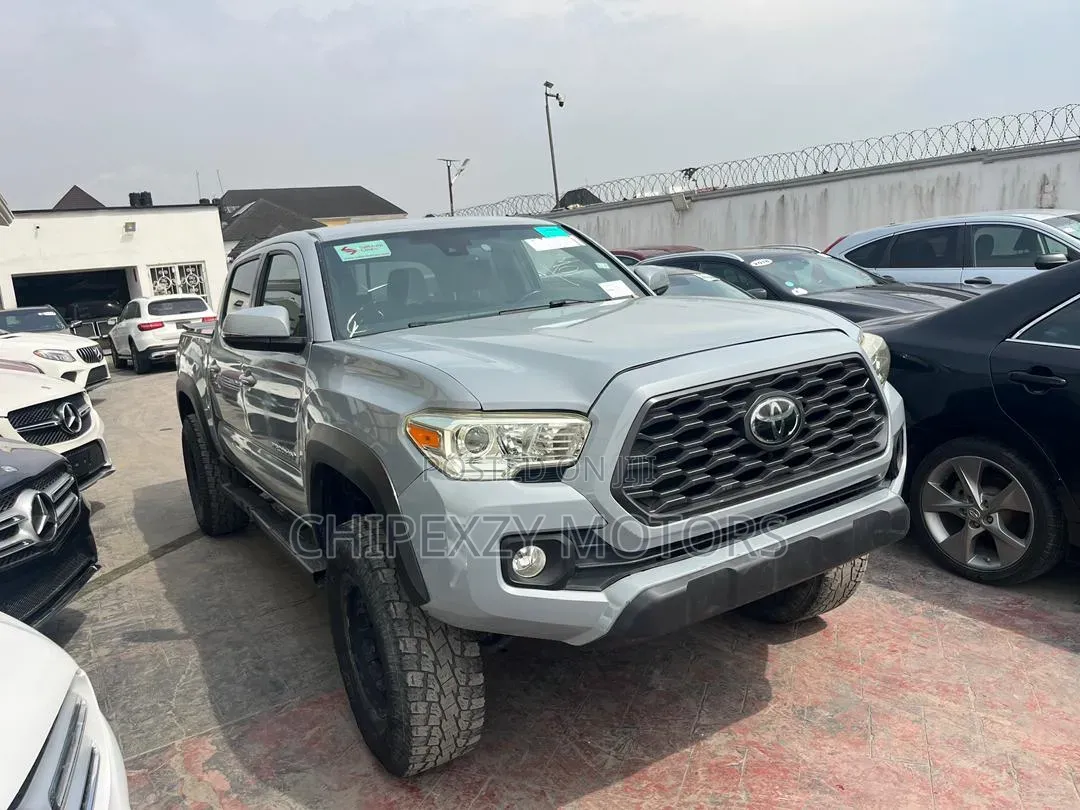 Toyota Tacoma Limited 2017 Gray