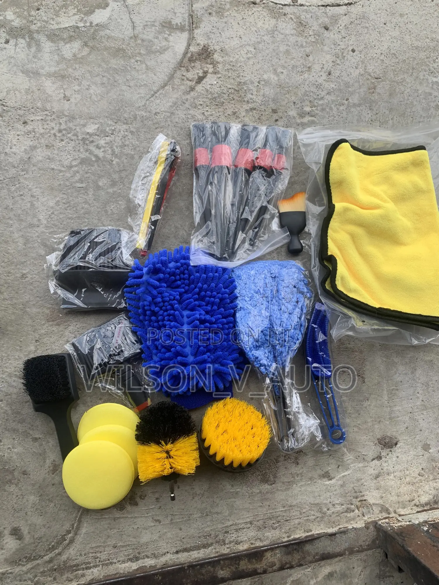 15-Piece Professional Car Detailing Cleaning Brush Set
