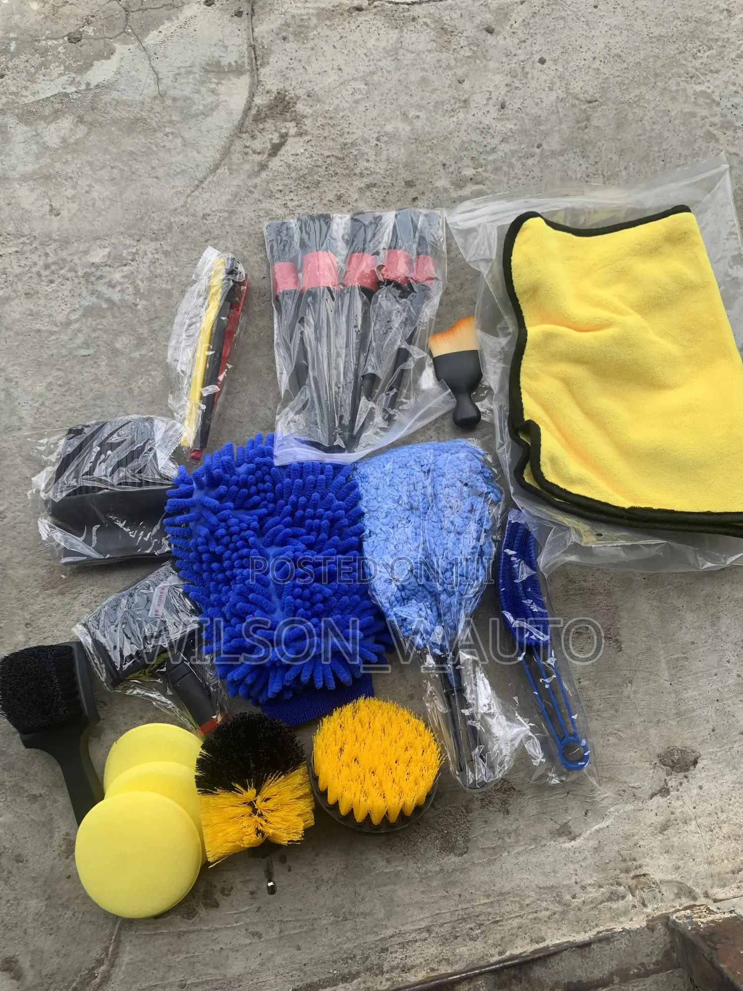 15-Piece Professional Car Detailing Cleaning Brush Set