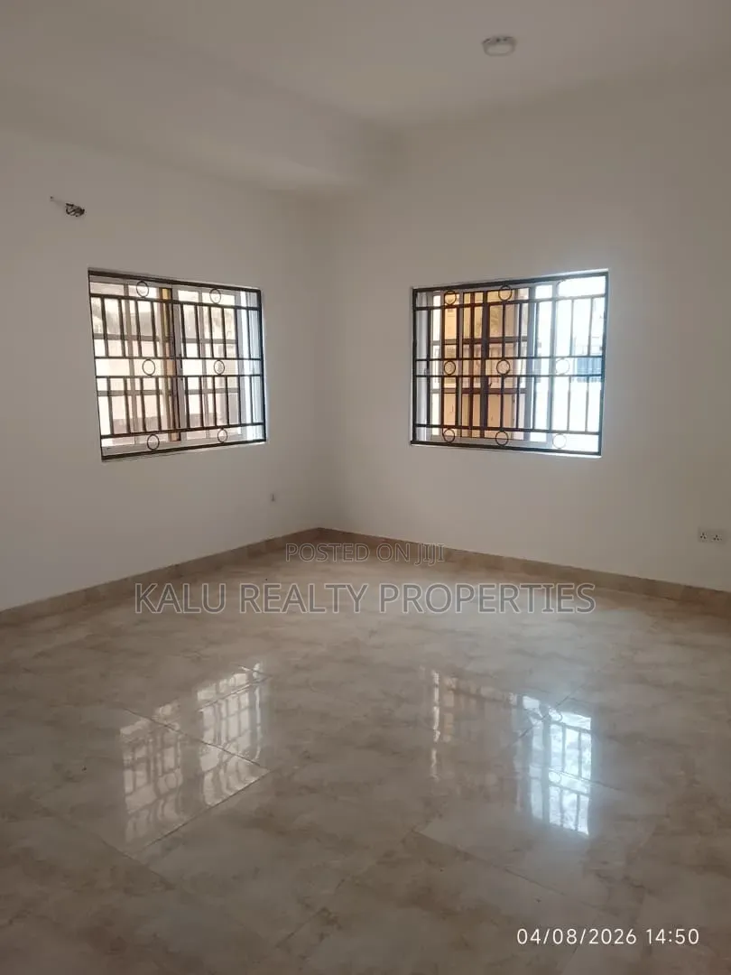 1bdrm Apartment in Chevron for rent