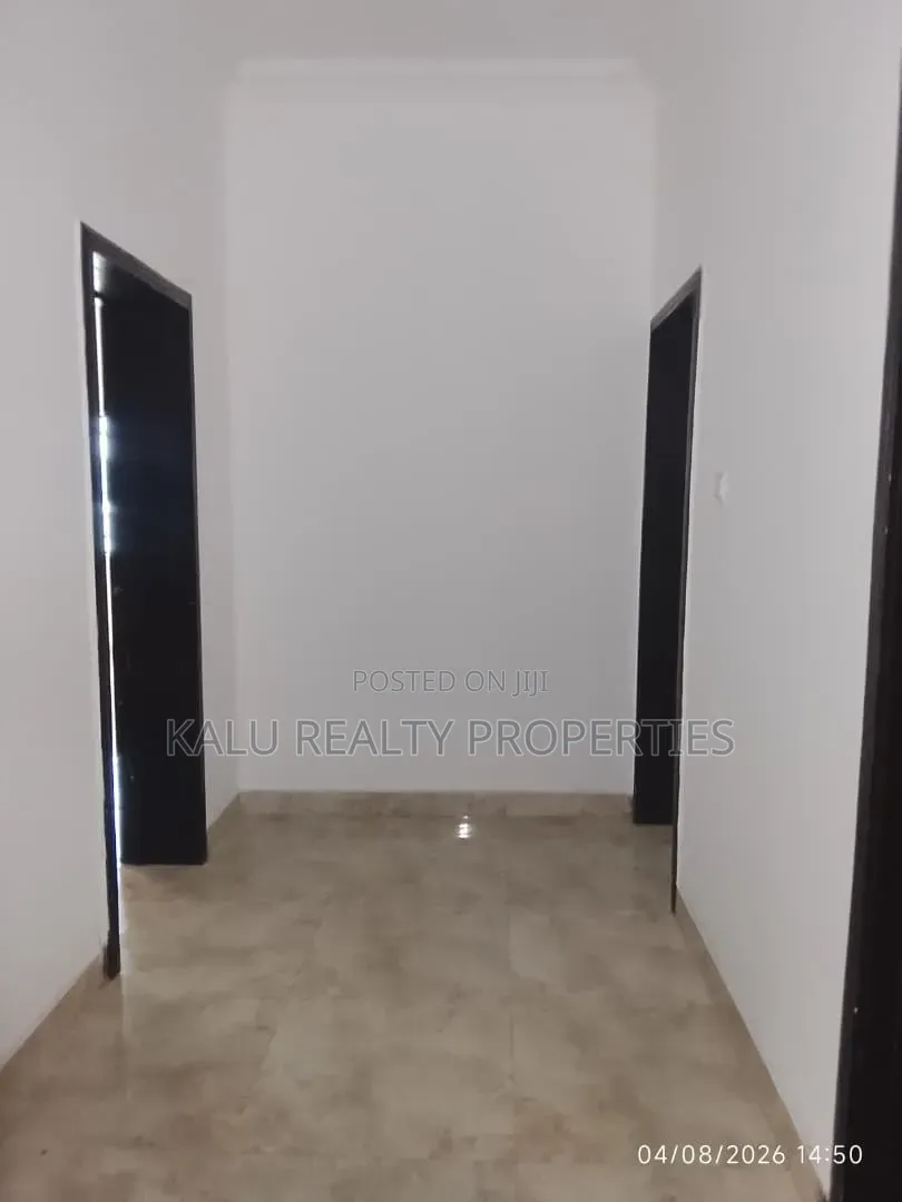 1bdrm Apartment in Chevron for rent