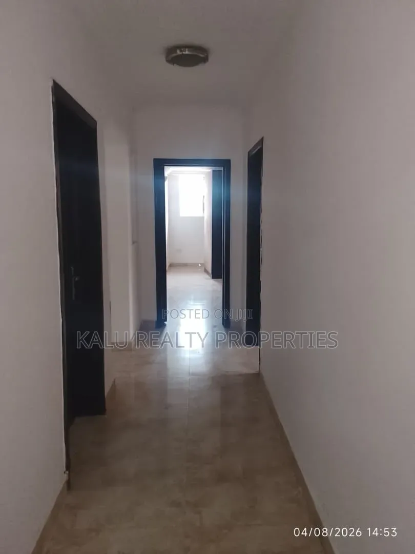 1bdrm Apartment in Chevron for rent