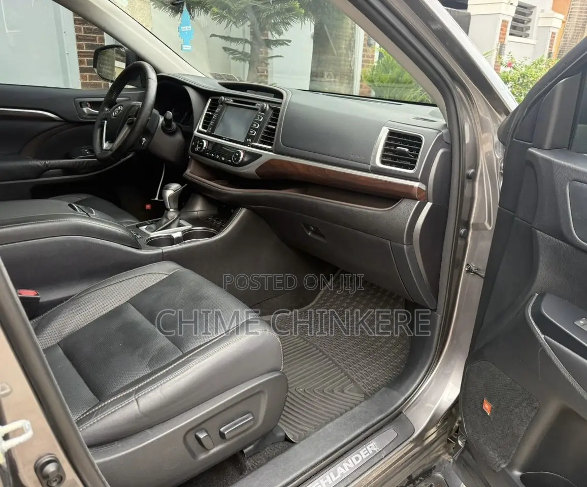 Toyota Highlander 2016 Beige