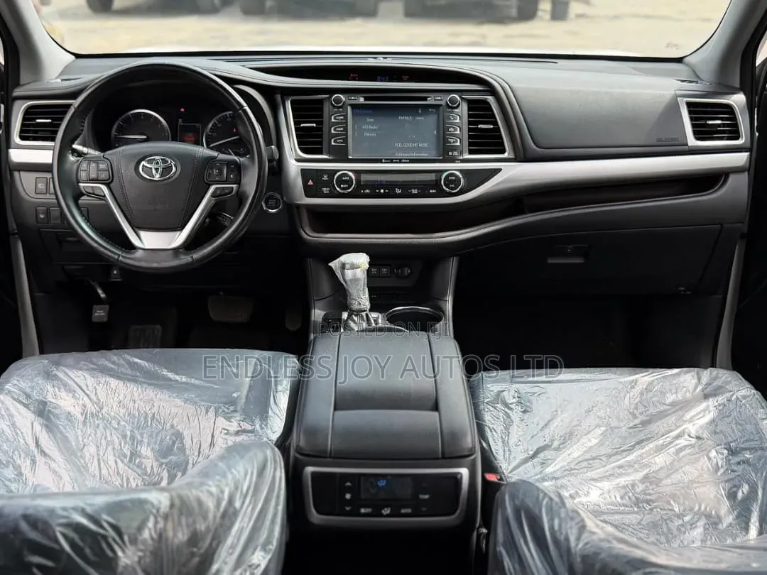 Toyota Highlander XLE 2019 White