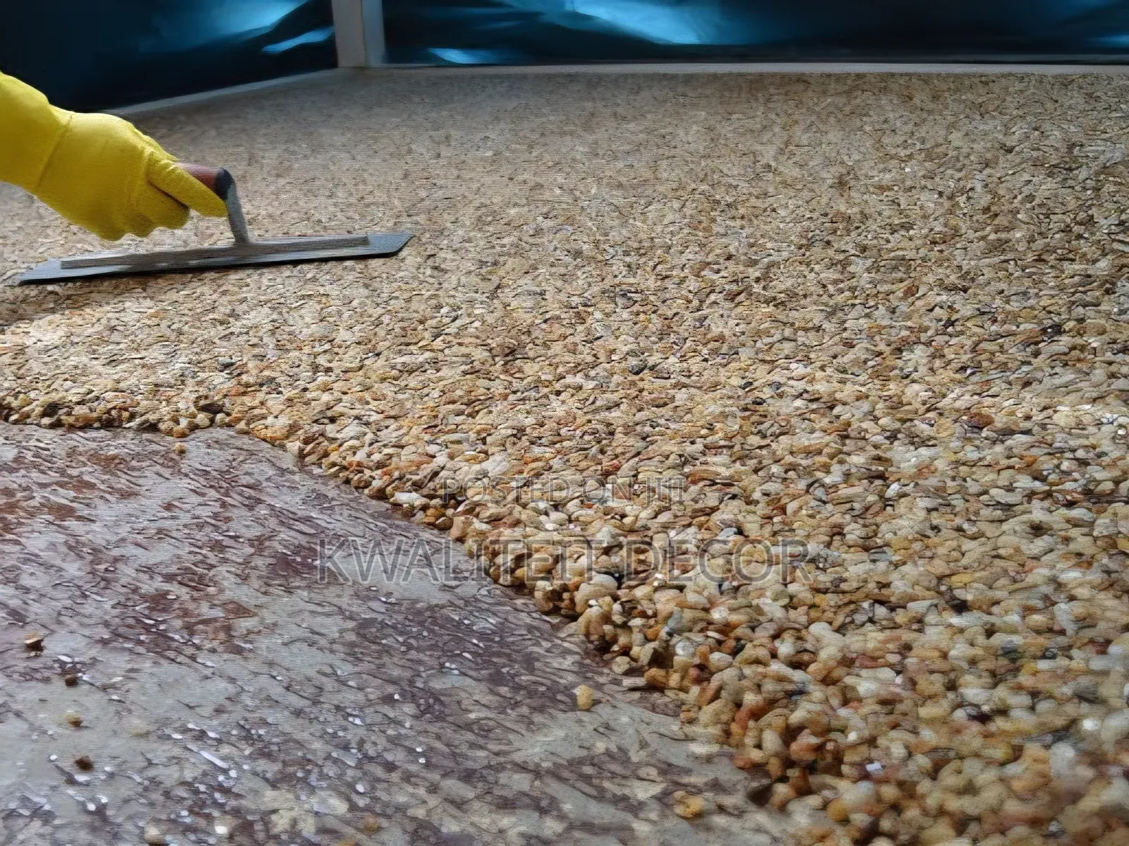 Hunky Pebble Stone Epoxy Flooring Installation