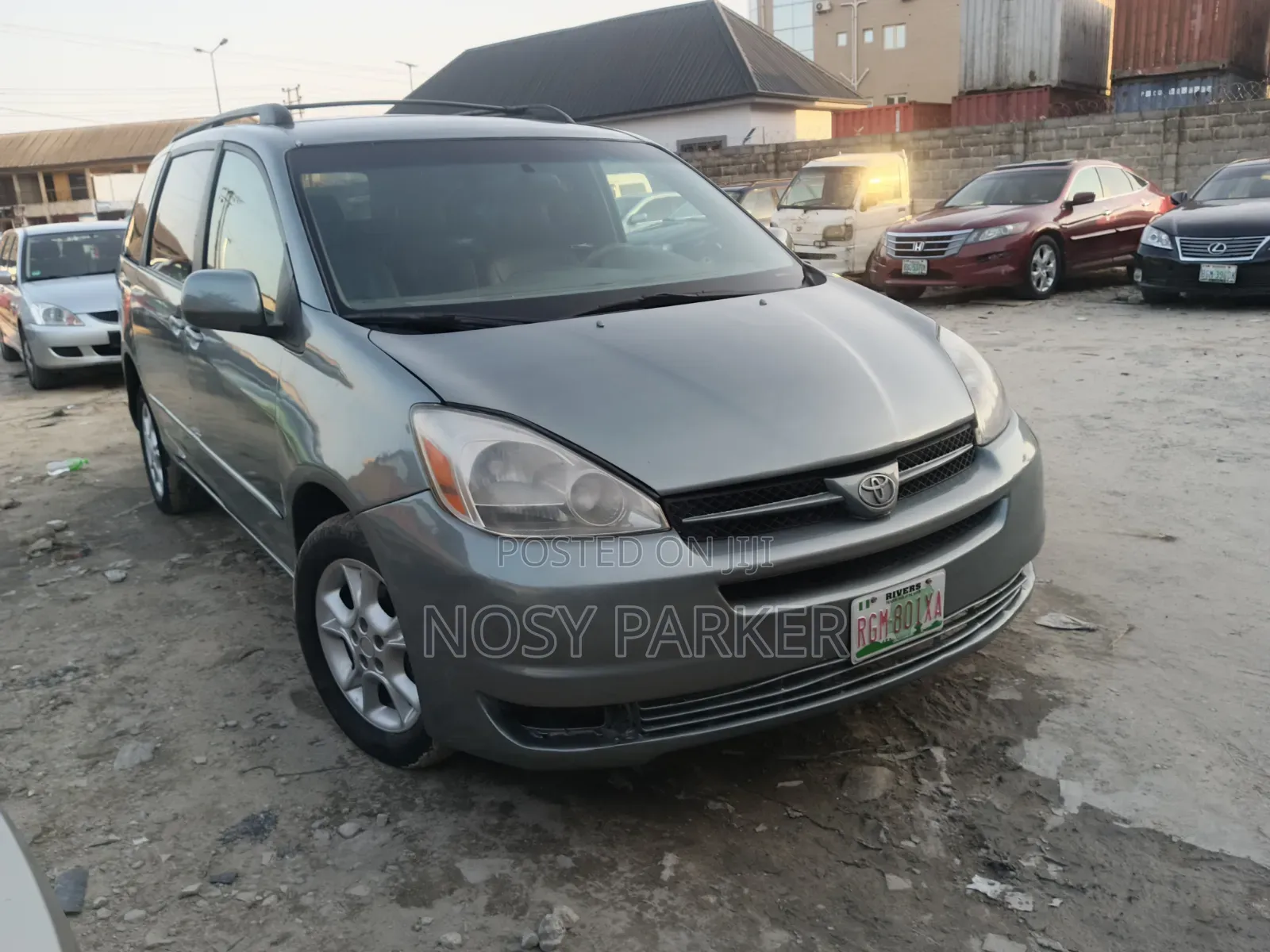 Toyota Sienna LE AWD 2005 Gray