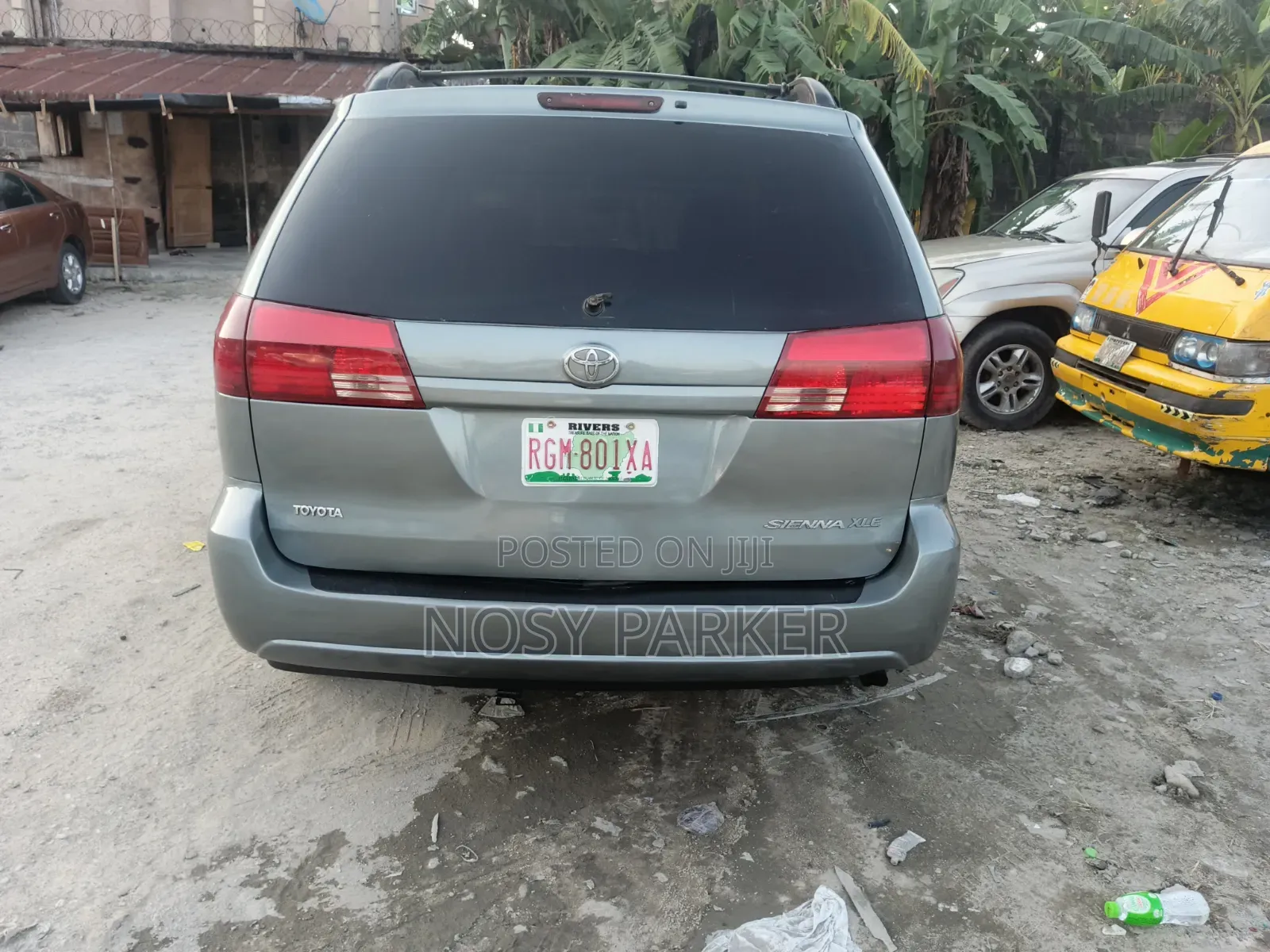 Toyota Sienna LE AWD 2005 Gray