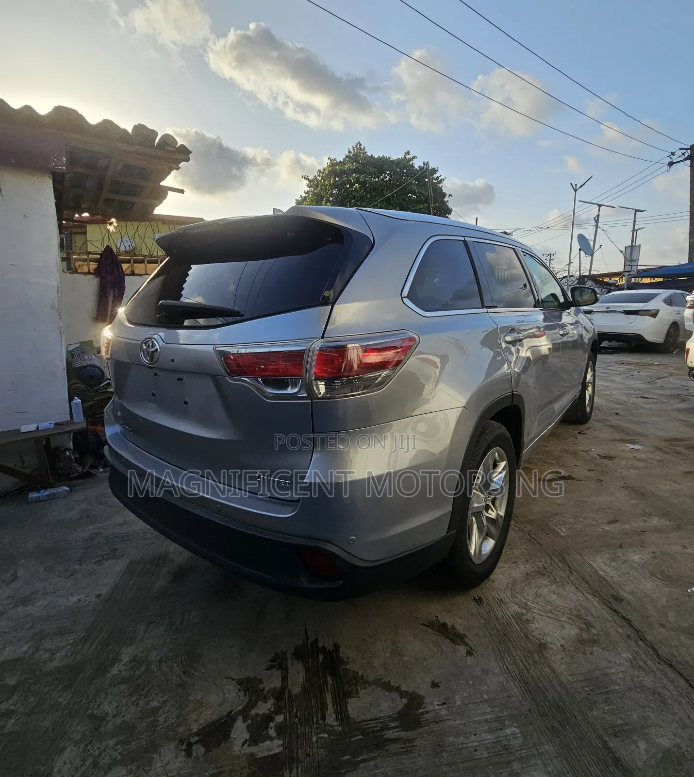 Toyota Highlander Limited 4dr SUV (3.5L 6cyl 6A) 2015 Silver