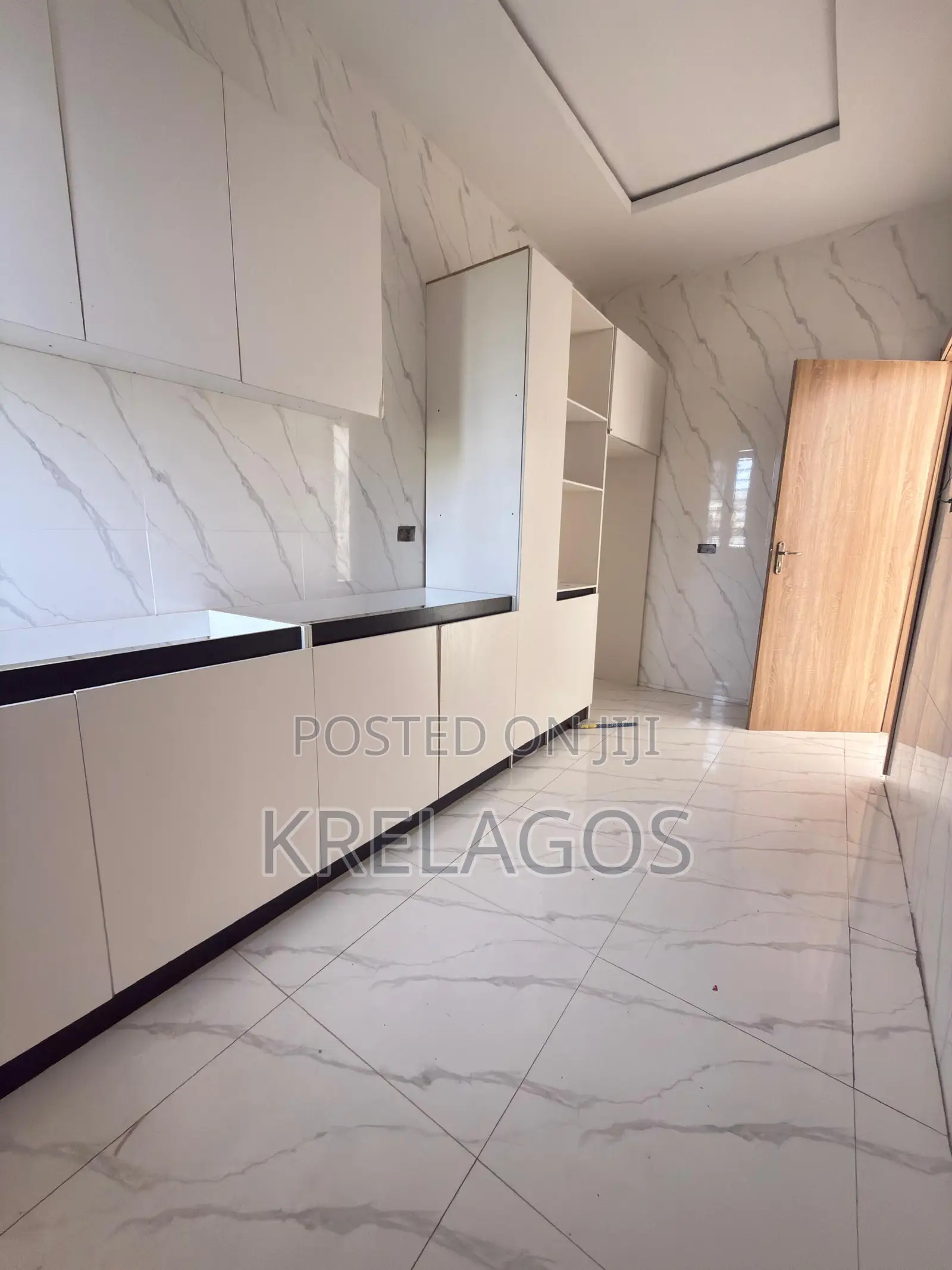 3bdrm Duplex in Abraham Adesanya Estate for sale