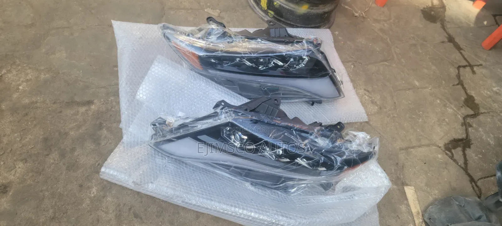Headlamp Venza 2009 - 2018 3 Torch