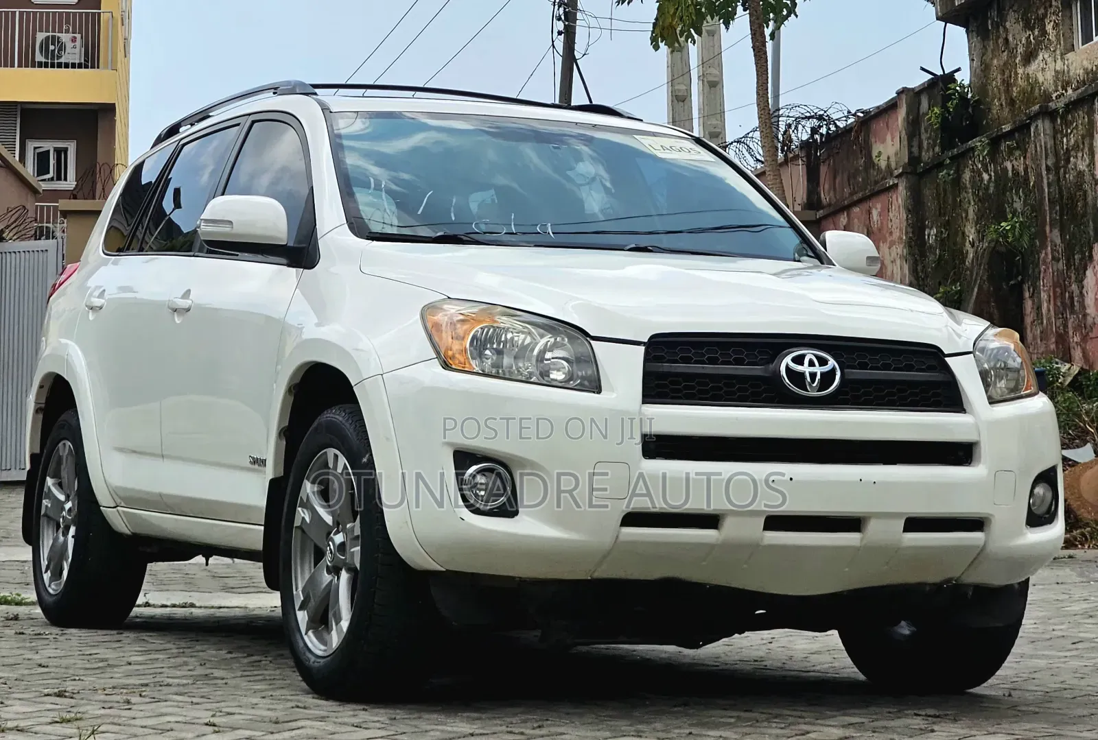 Toyota RAV4 Sport 2009 White