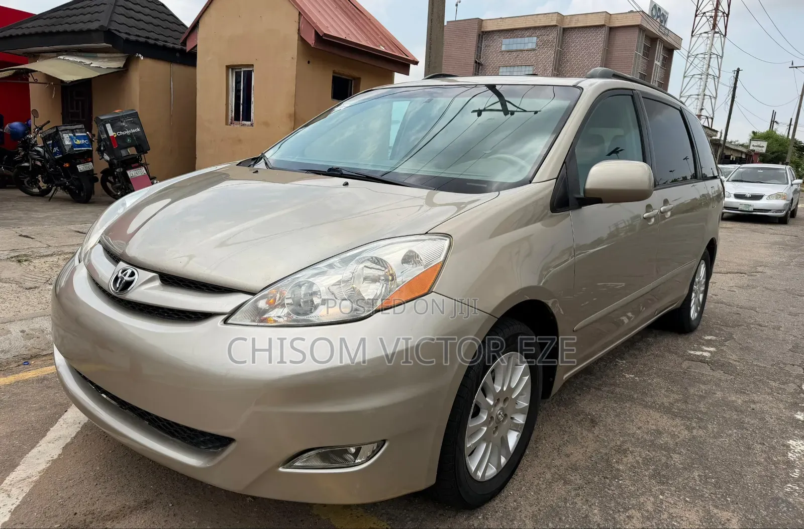 Toyota Sienna XLE 2007 Gold