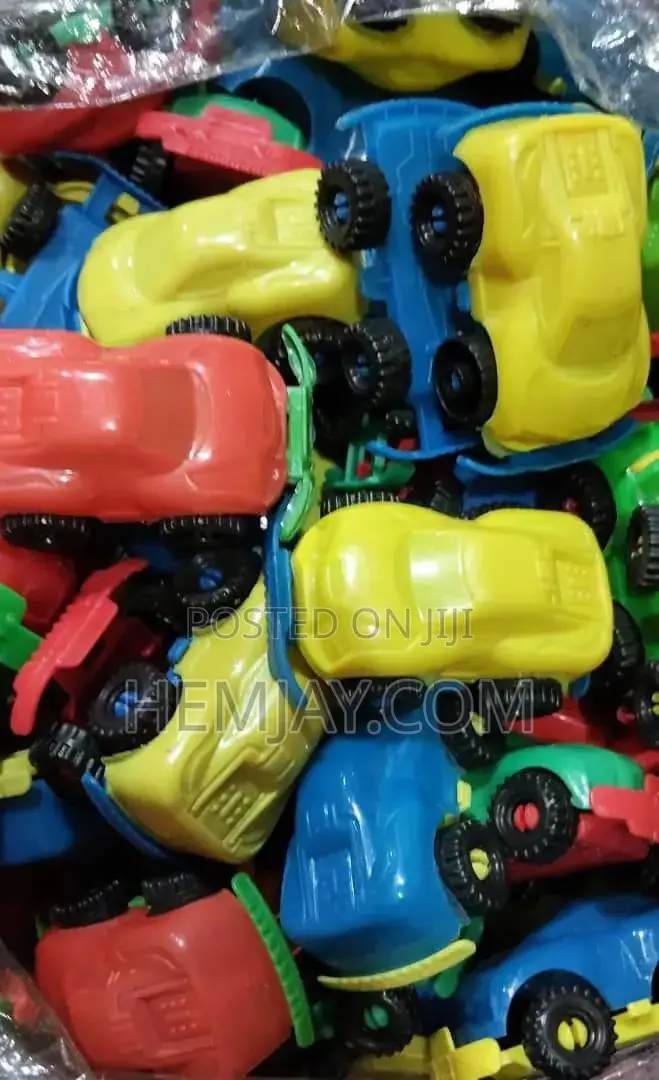 (100pcs) Kids Party Pack Mini Toys "Bike, Car, Tricycle, Statue