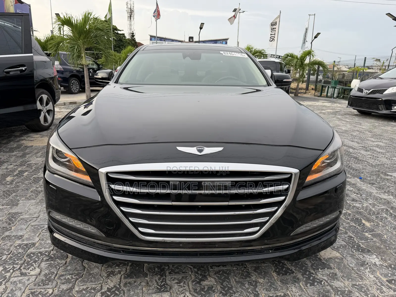 Hyundai Genesis 2016 Black