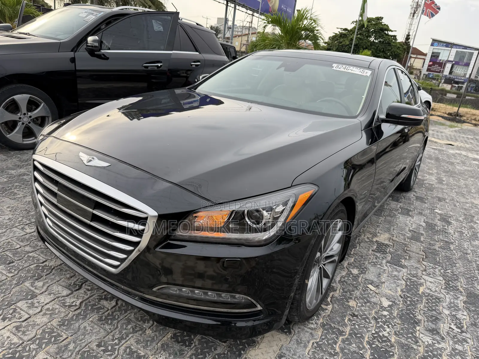 Hyundai Genesis 2016 Black