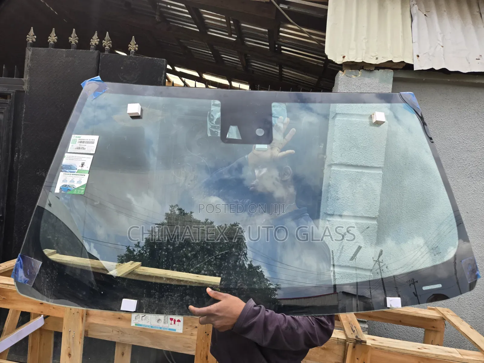 GMC Yukon 2016 Windscreen Glass Available Installed at Chimatex