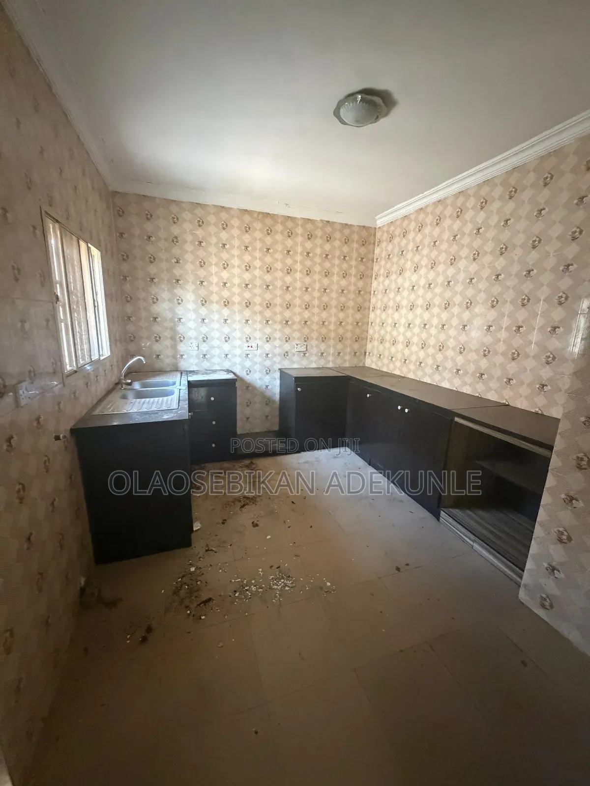 2bdrm Block of Flats in Kolapo Ishola Gra, Akobo for rent