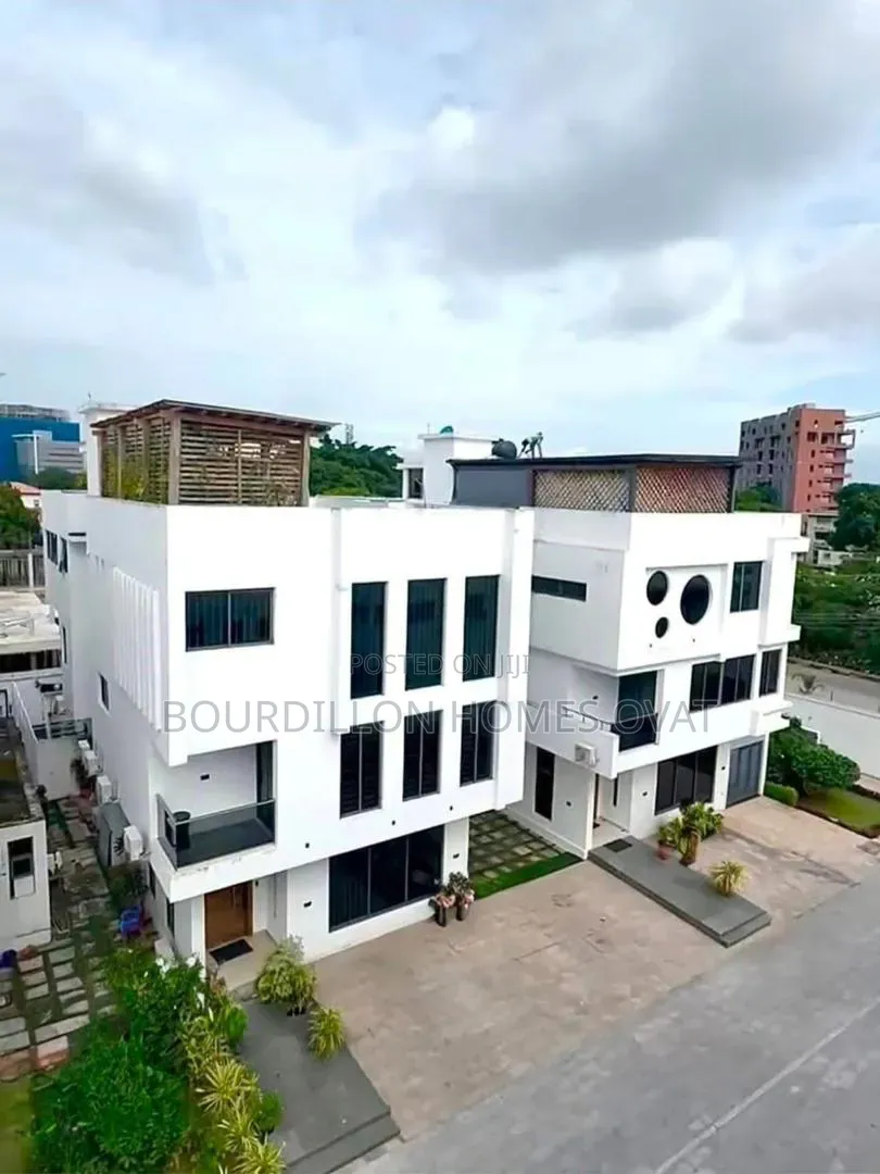5bdrm Duplex in Ikoyi Lagos State for sale