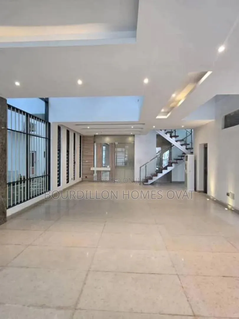 5bdrm Duplex in Ikoyi Lagos State for sale