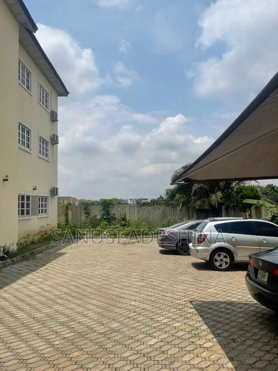 3bdrm Block of Flats in Jabi ,Fct Abuja for sale