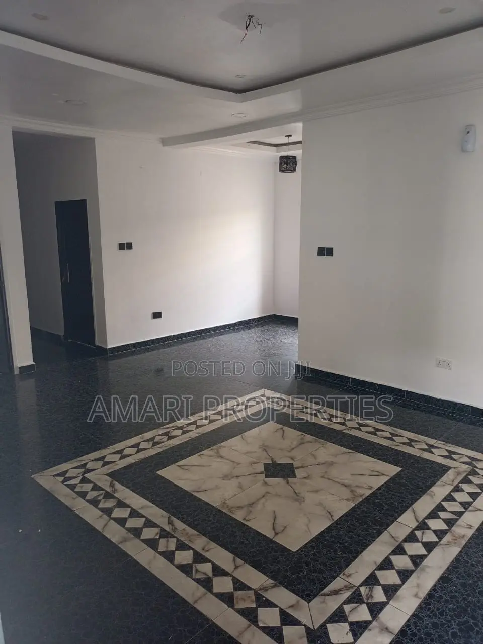 3bdrm Block of Flats in Springville Garden, Sangotedo for rent