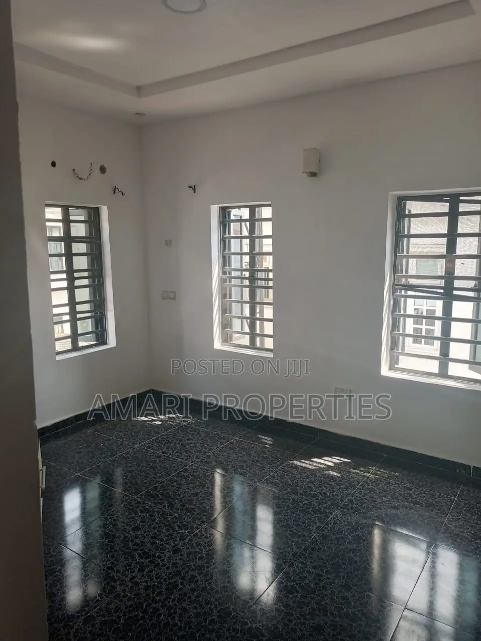 3bdrm Block of Flats in Springville Garden, Sangotedo for rent
