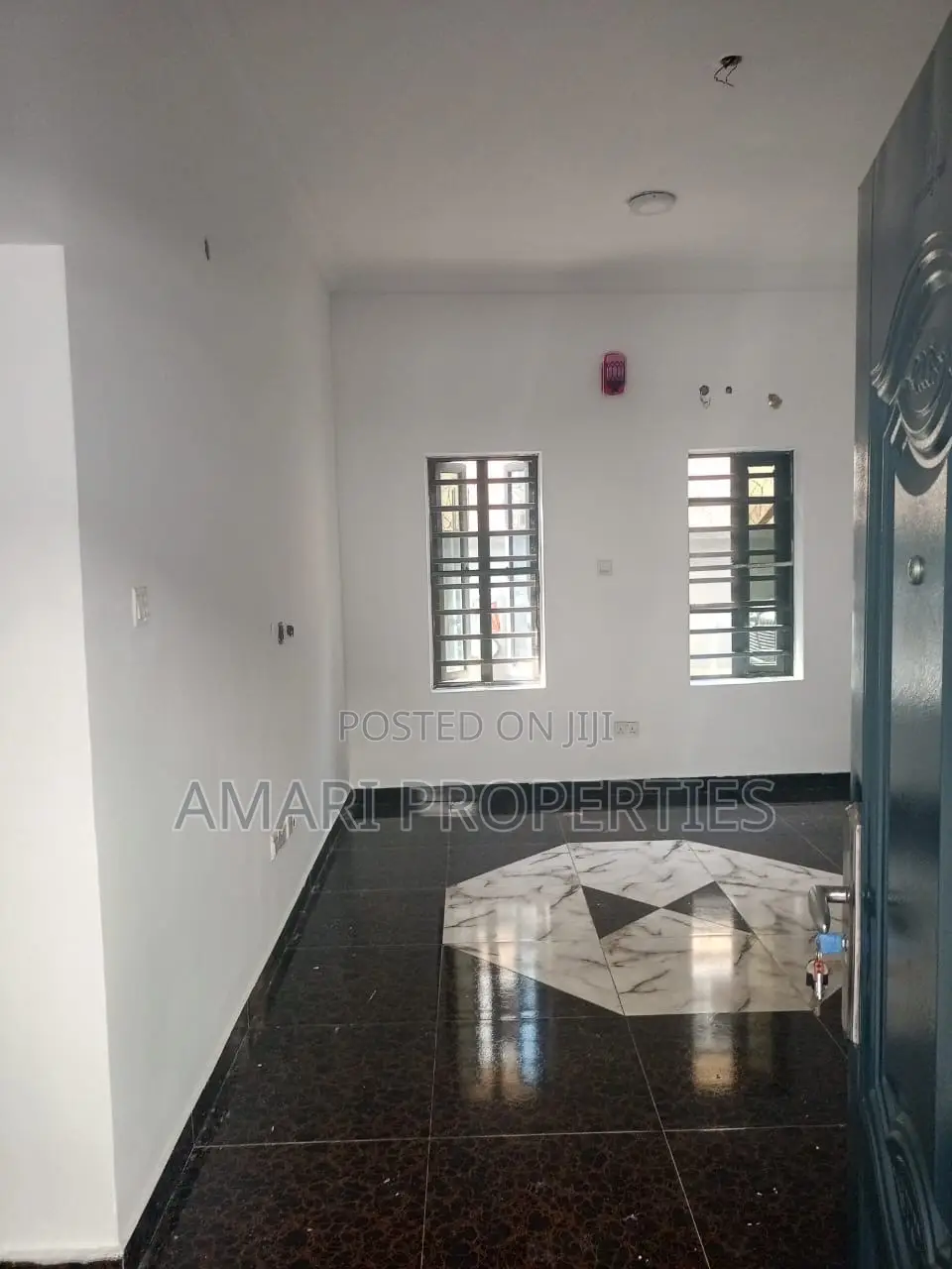 3bdrm Block of Flats in Springville Garden, Sangotedo for rent