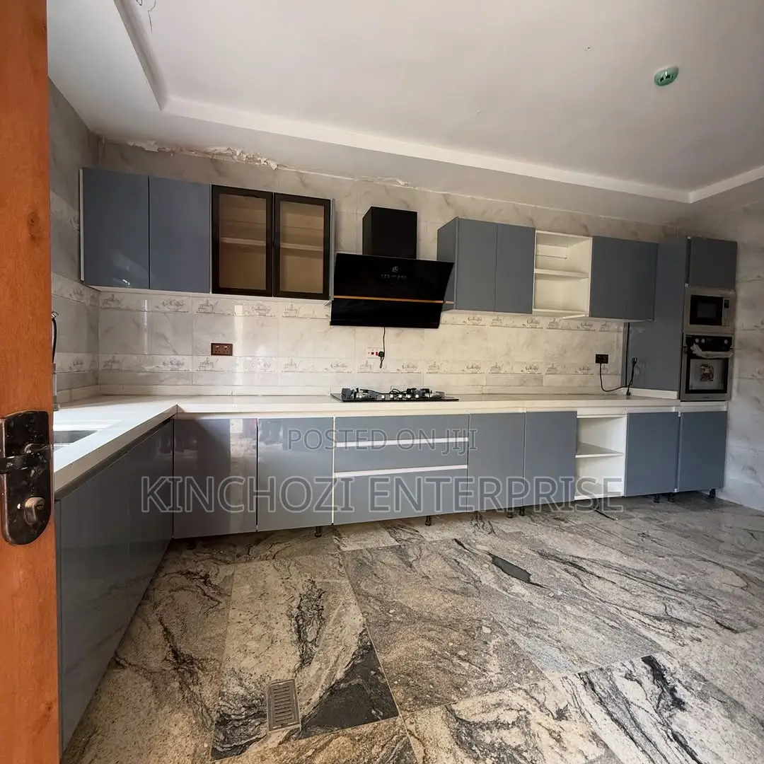 4bdrm Duplex in Kado for rent