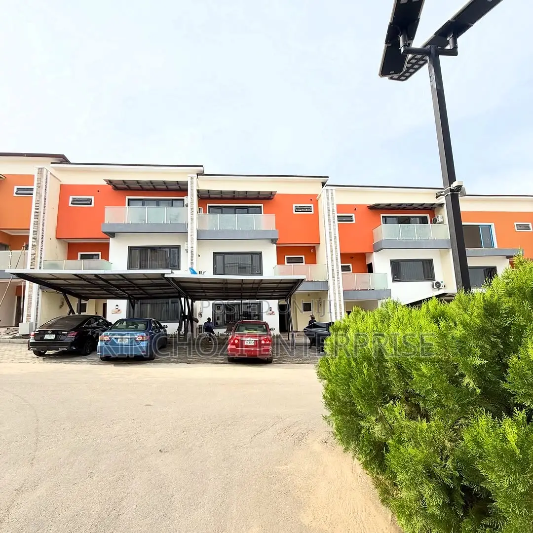 4bdrm Duplex in Kado for rent