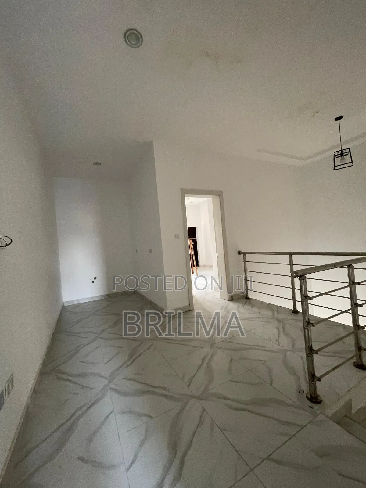 4bdrm Duplex in Jahi for sale