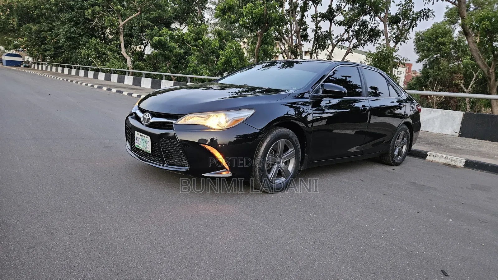 Toyota Camry LE 4dr Sedan (2.5L 4cyl 6A) 2016 Black