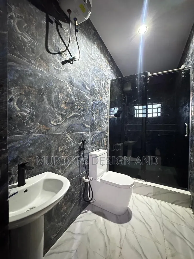 4bdrm Duplex in Lekki Phase 2 for sale