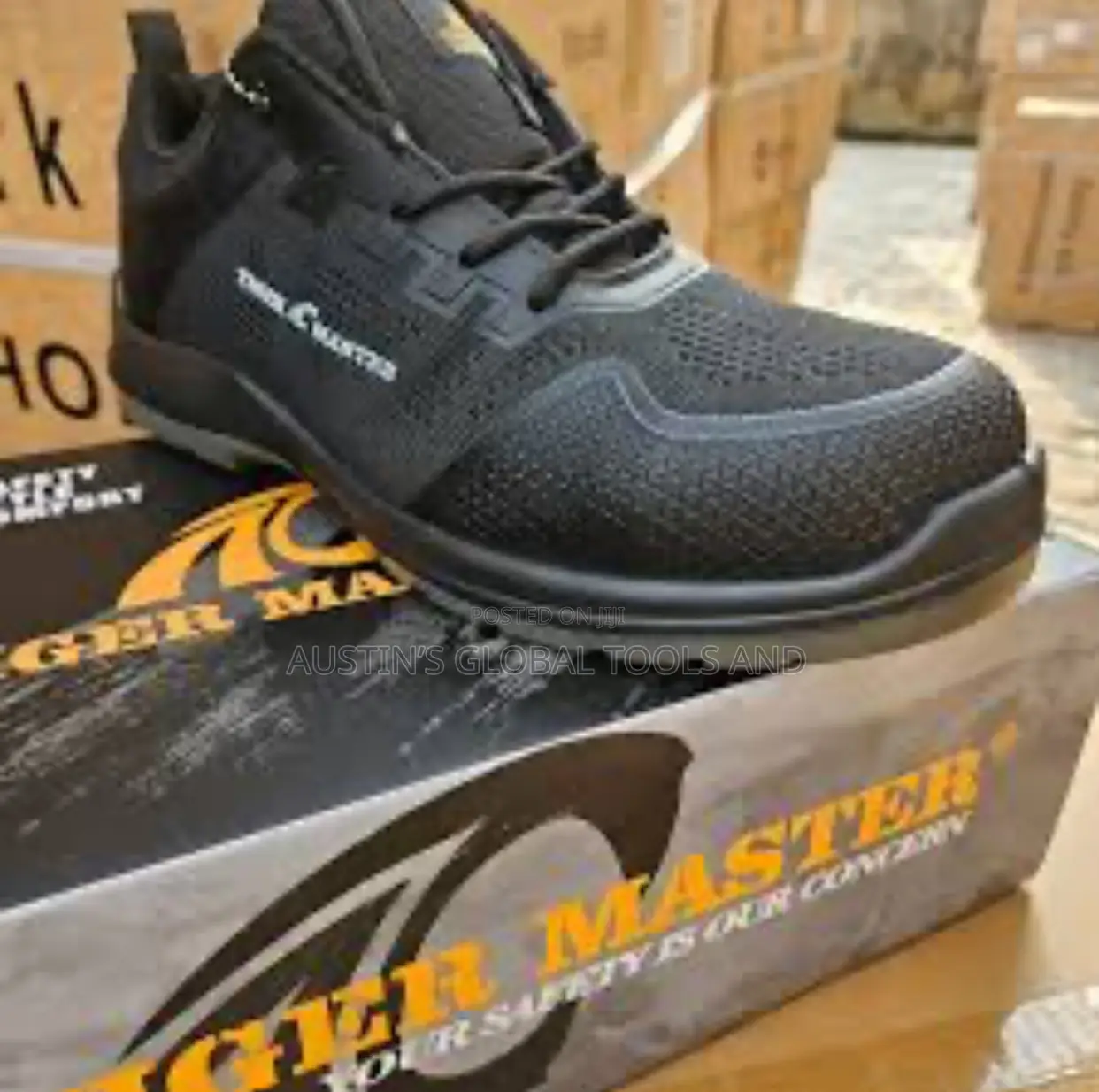 Tiger Master Black Safety Shoes