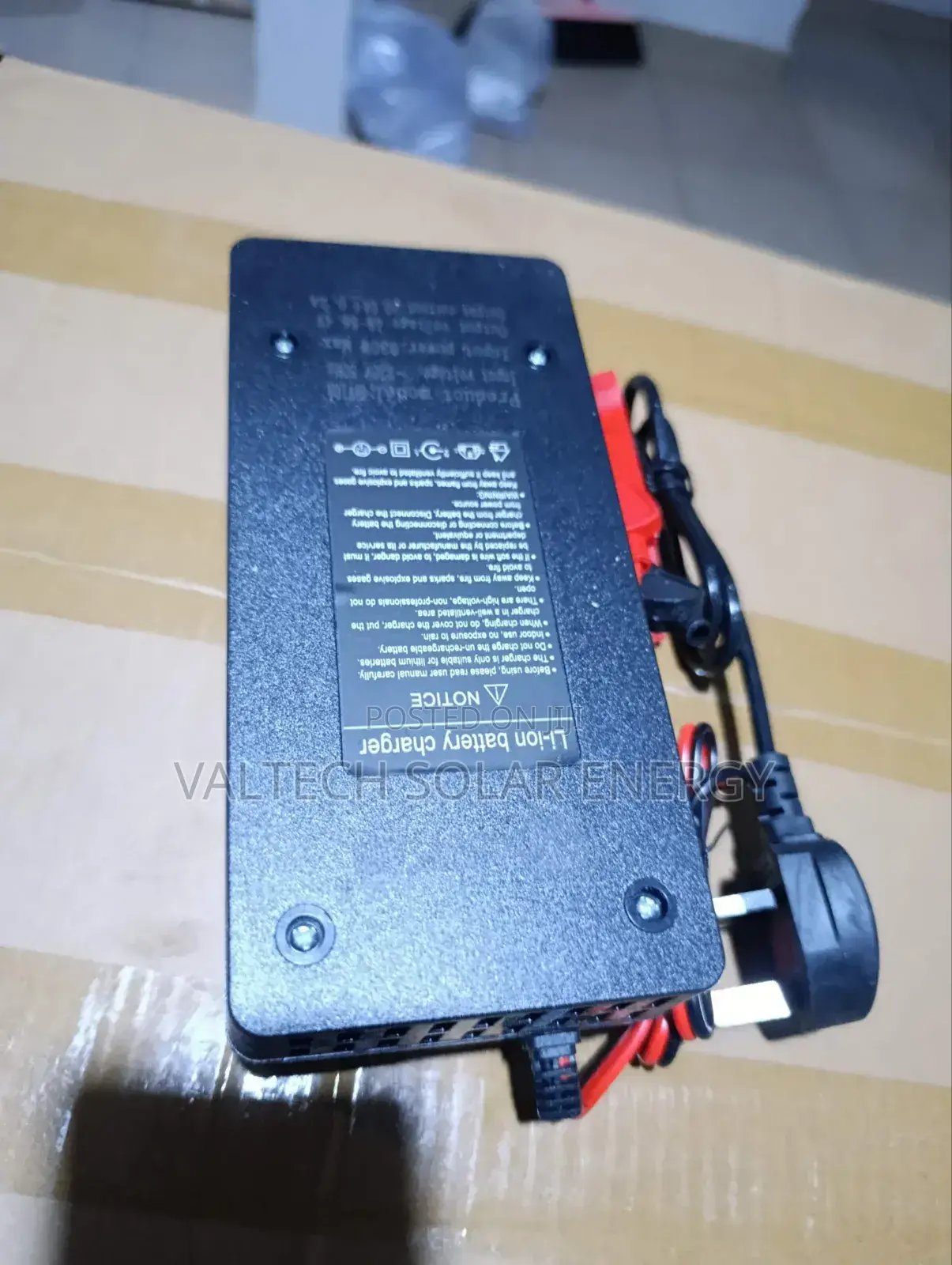 Premium 48v (56.4v) 10a Smart Battery Charger