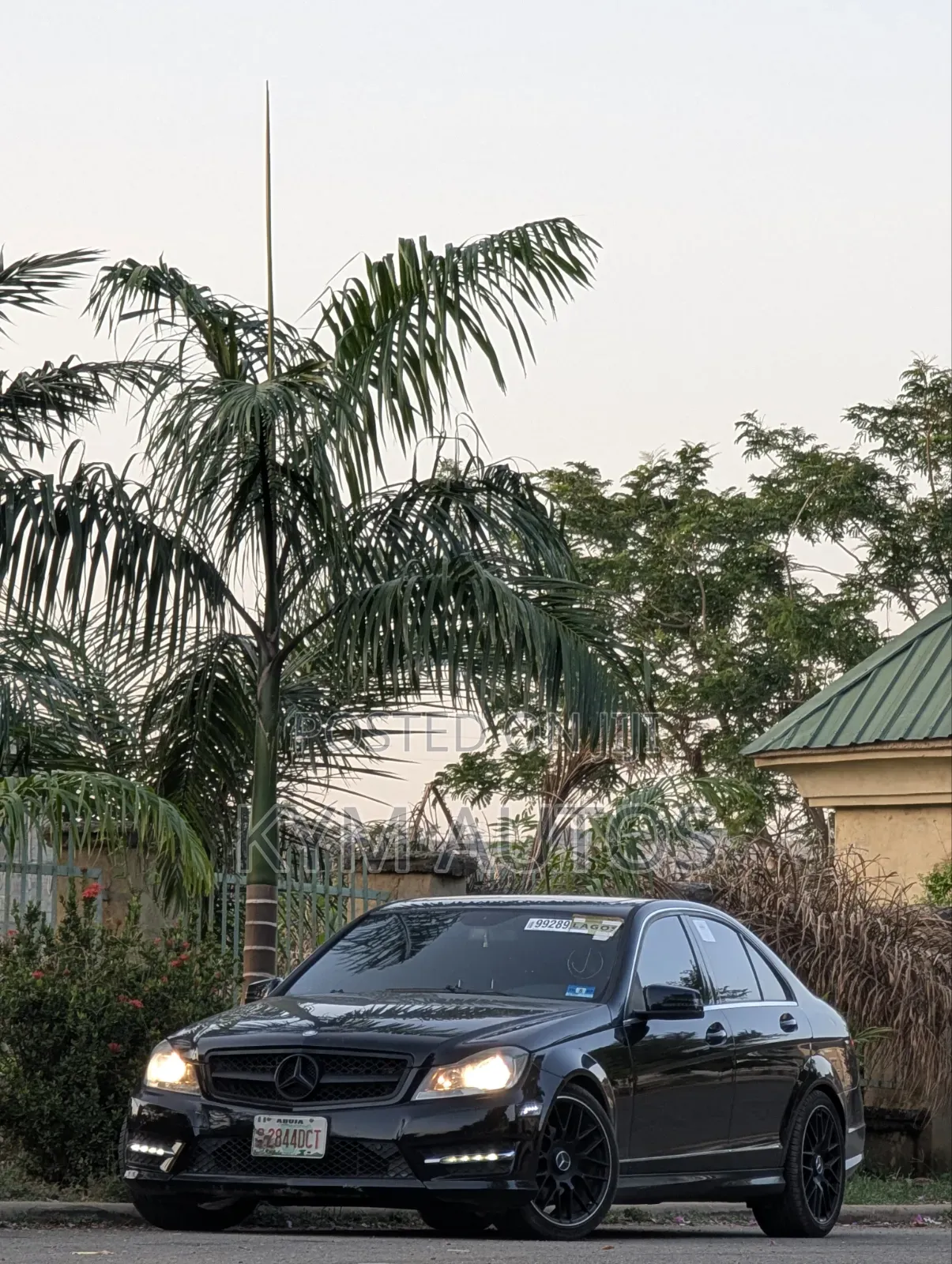 Mercedes-Benz C300 2012 Black