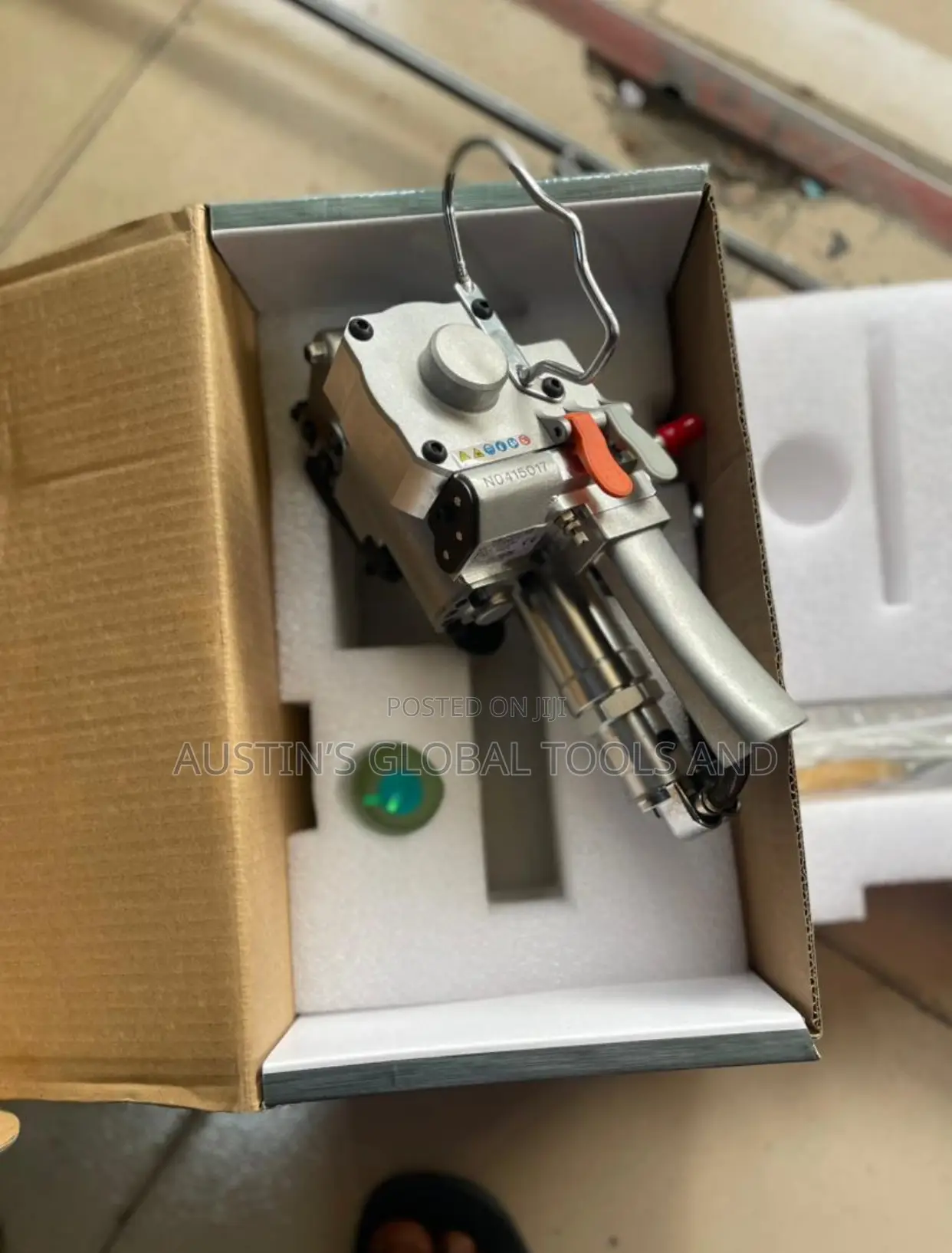 Pneumatic Strapping Tool
