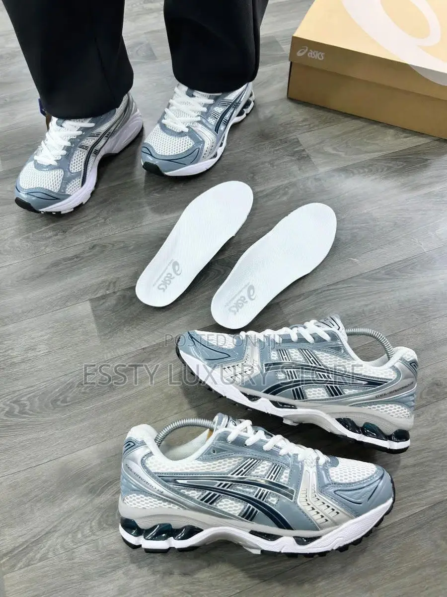 High Quality New Asics Gel-Kayanotm 14655.00 Aed Pure Luxury