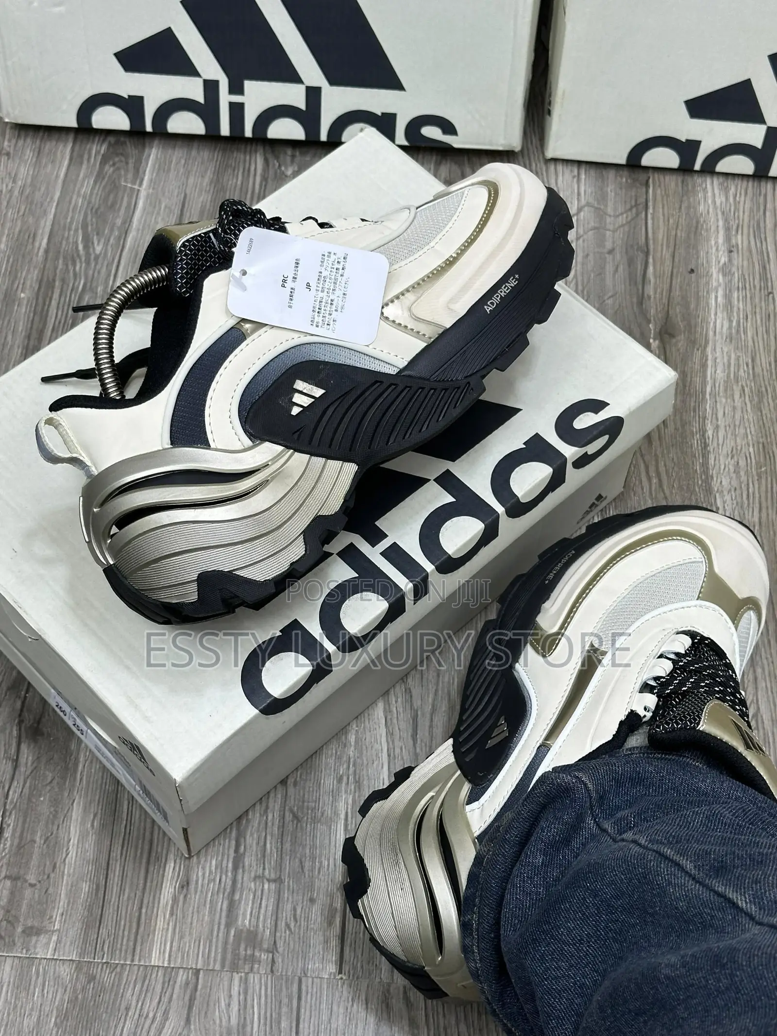 High Quality Wonder Runner Turbo Adidas Sneakers